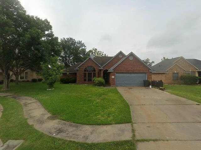 House image located at Lake Jackson, TX 77566