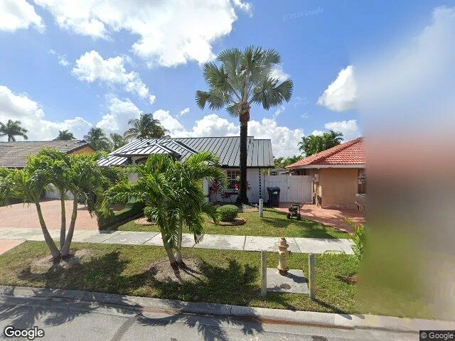 House image located at Miami, FL 33182