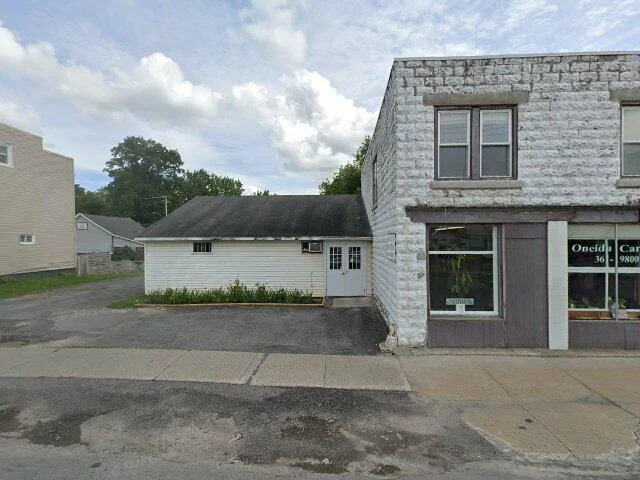 House image located at Oneida, NY 13421