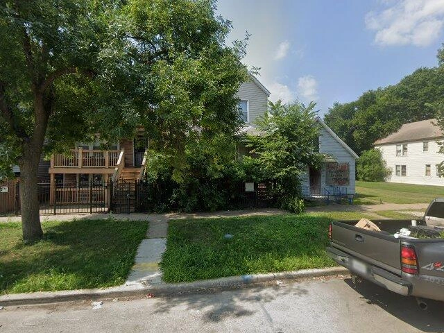 House image located at Chicago, IL 60617
