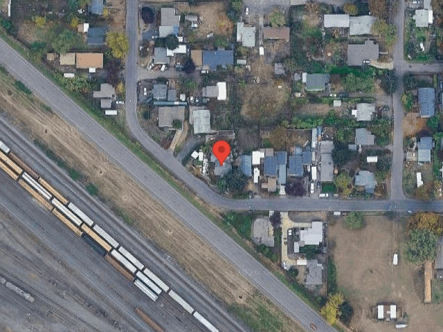 House image located at Eugene, OR 97404