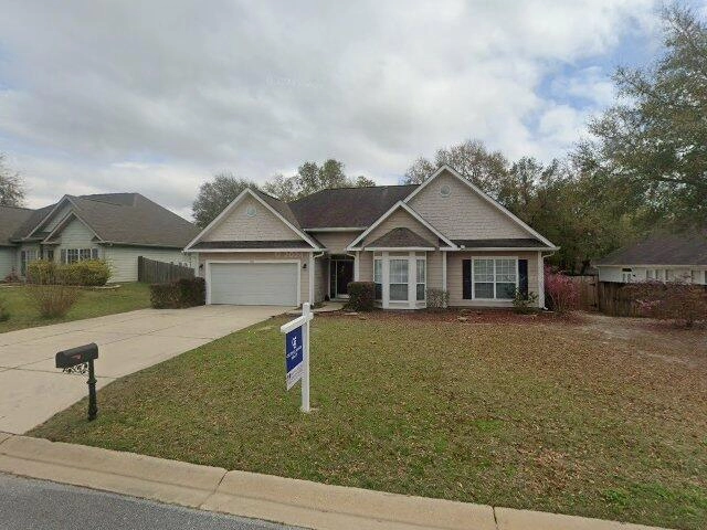House image located at Crestview, FL 32536
