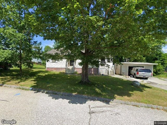 House image located at Auburn, ME 04210