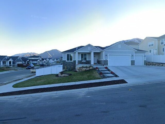 House image located at Alliance, OH 44601