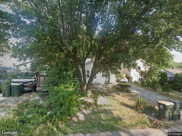 House image located at Round Lake, IL 60073