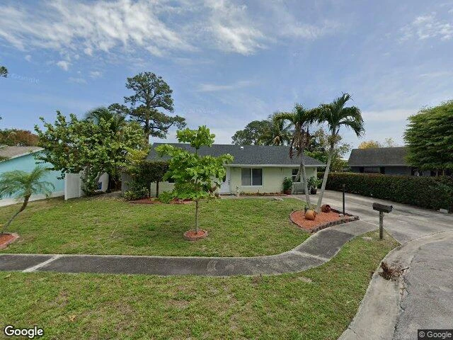 House image located at Lake Worth, FL 33463
