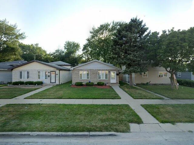 House image located at Chicago, IL 60633