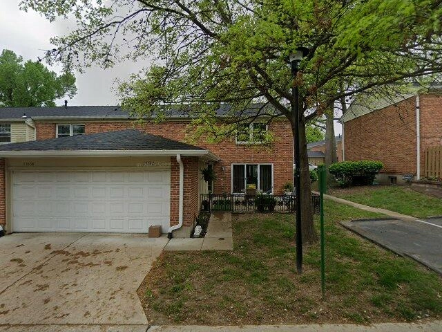 House image located at Saint Louis, MO 63141