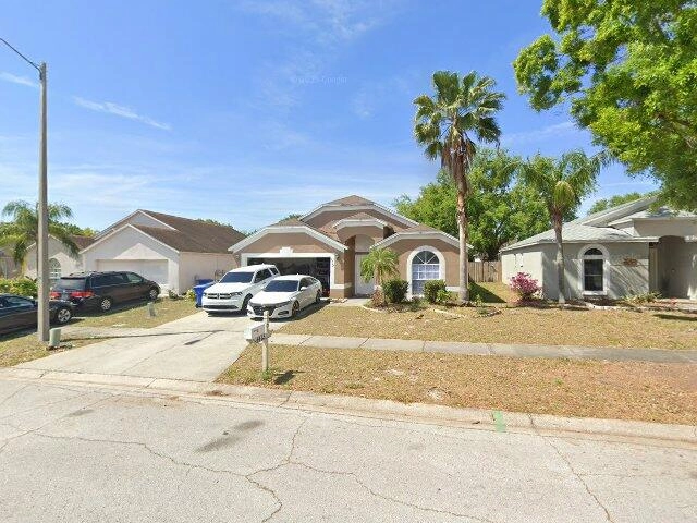 House image located at Valrico, FL 33594