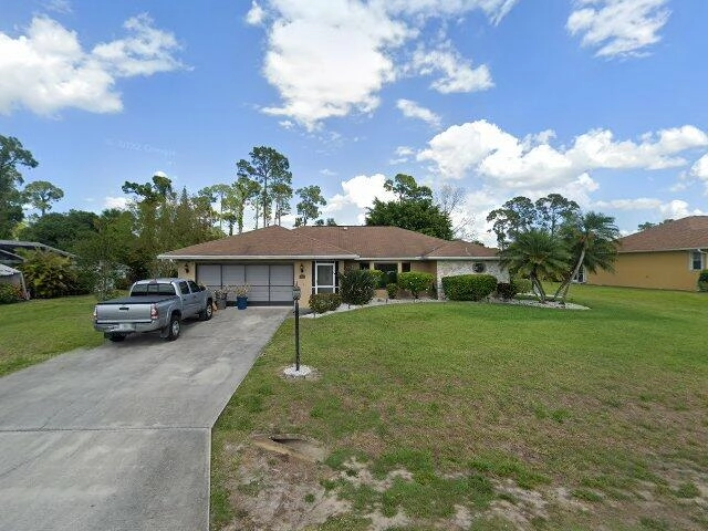 House image located at Rockford, IL 61107