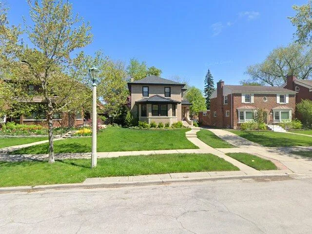 House image located at Oak Park, IL 60302