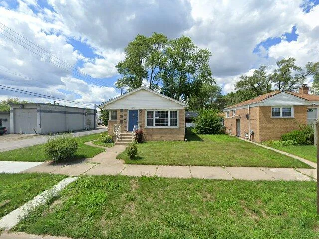 House image located at Riverdale, IL 60827