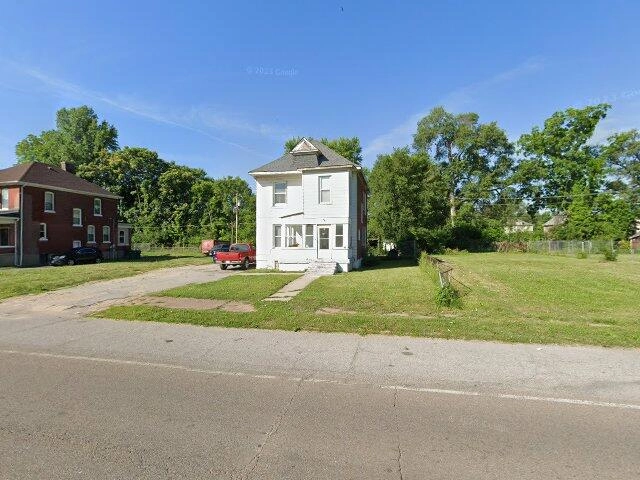 House image located at East Saint Louis, IL 62207