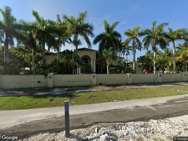 House image located at Miami, FL 33158