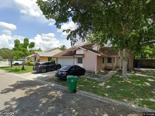 House image located at Hollywood, FL 33025