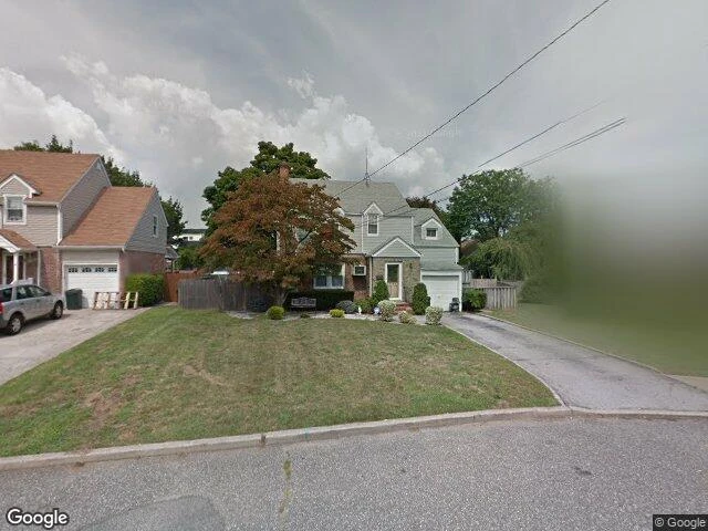 House image located at Oceanside, NY 11572