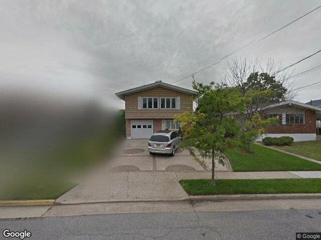 House image located at Freeport, NY 11520