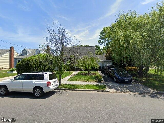 House image located at Franklin Square, NY 11010