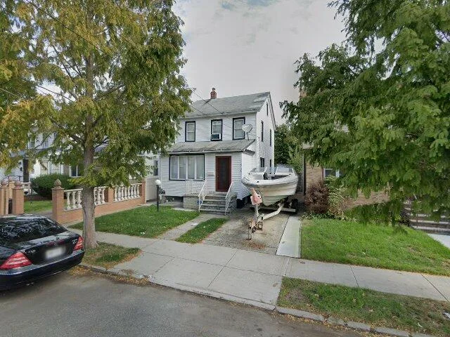 House image located at Saint Albans, NY 11412
