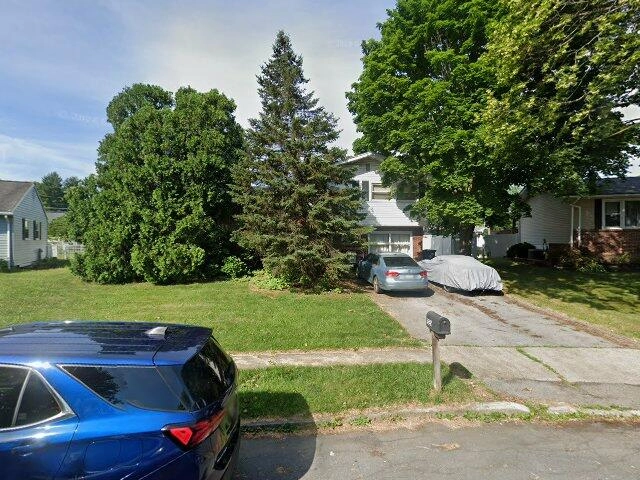 House image located at Allentown, PA 18103