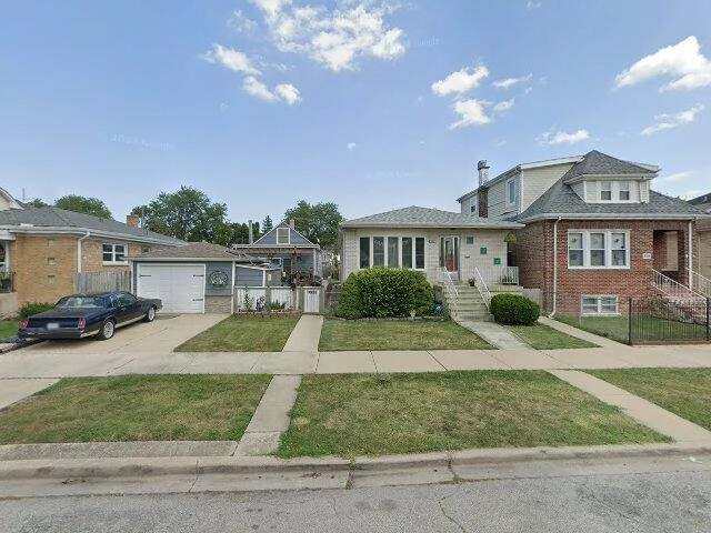 House image located at Chicago, IL 60634