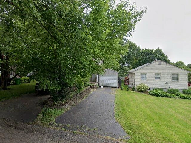 House image located at Barberton, OH 44203