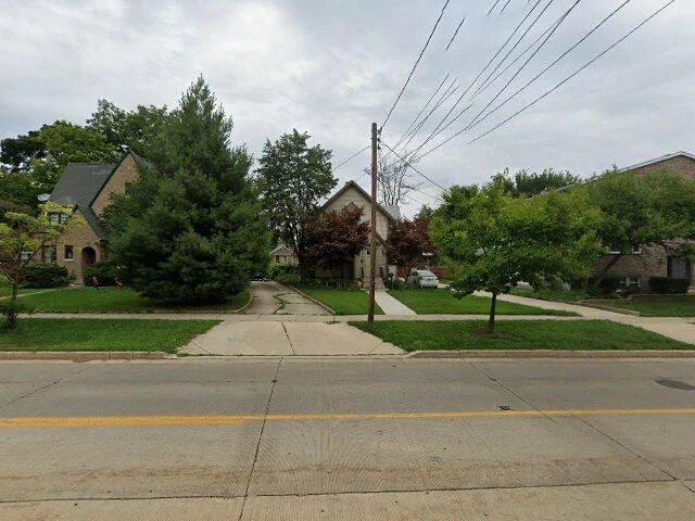 House image located at Elgin, IL 60123