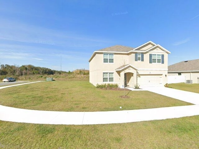 House image located at Zephyrhills, FL 33541
