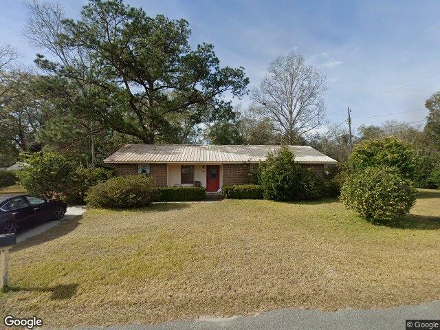 House image located at Graceville, FL 32440