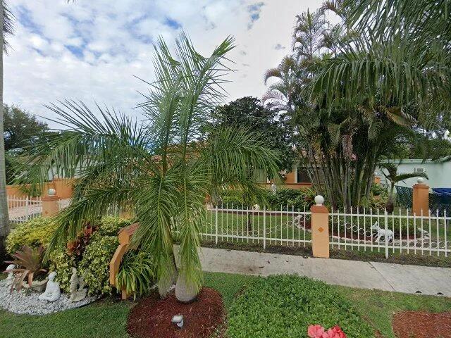 House image located at Miami, FL 33169