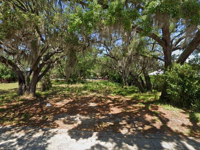 House image located at Sebring, FL 33870