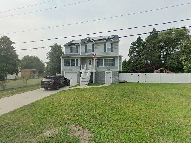 House image located at Bayville, NJ 08721
