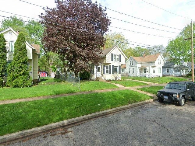 House image located at Aurora, IL 60506