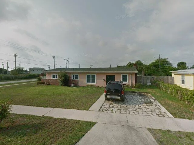 House image located at West Palm Beach, FL 33403