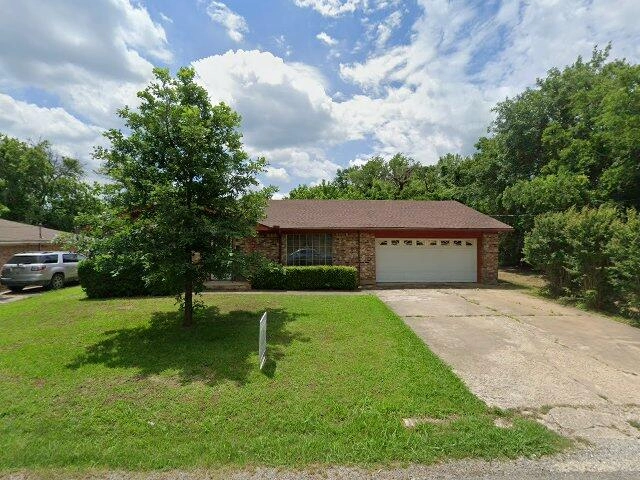 House image located at Bells, TX 75414