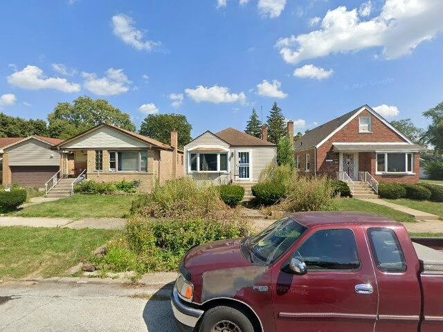 House image located at Riverdale, IL 60827