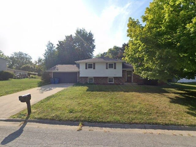 House image located at Valparaiso, IN 46383