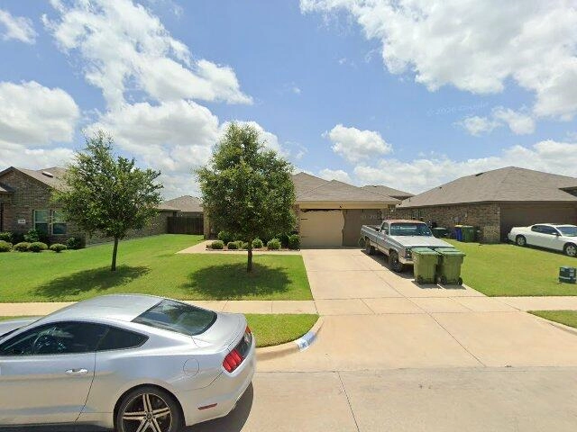 House image located at Bakersfield, CA 93307