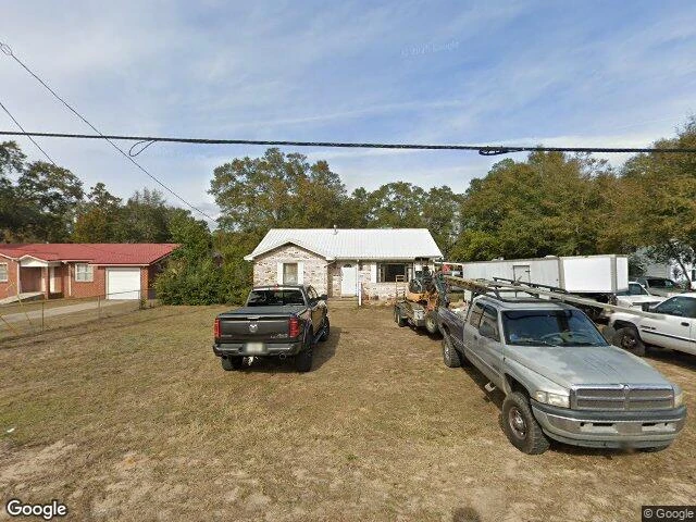 House image located at Crestview, FL 32536