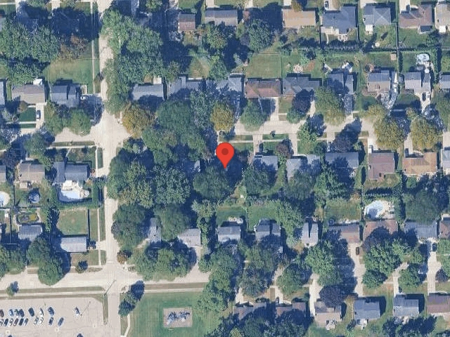 House image located at Livonia, MI 48154