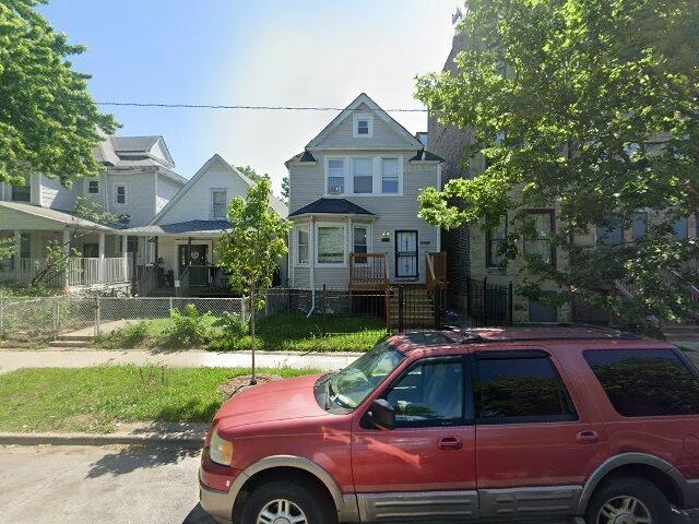 House image located at Chicago, IL 60621