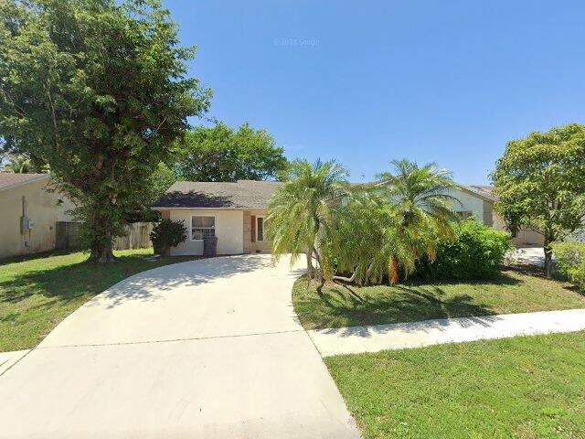 House image located at Lake Worth, FL 33463