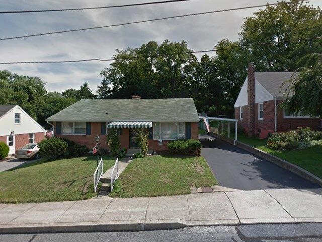 House image located at Ephrata, PA 17522
