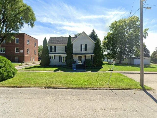 House image located at Hoopeston, IL 60942