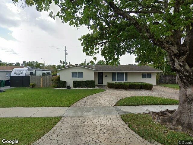 House image located at Miami, FL 33176