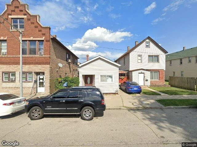 House image located at Chicago, IL 60633