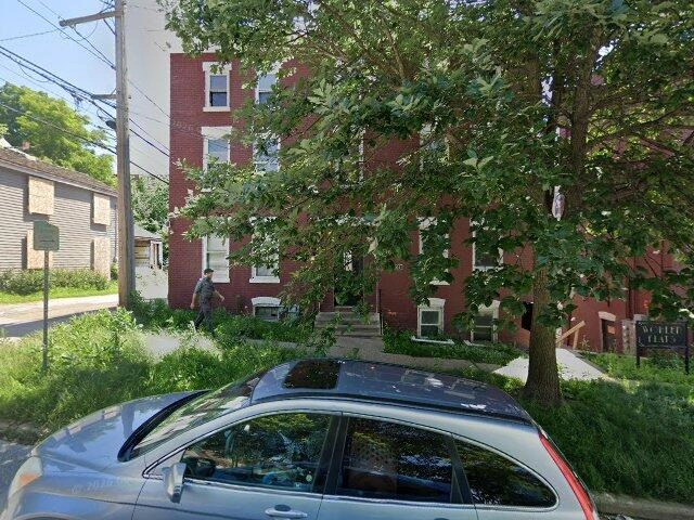 House image located at Davenport, IA 52803