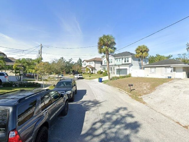 House image located at Tampa, FL 33609