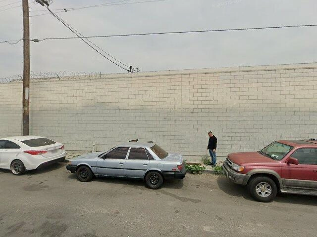 House image located at Oakland, CA 94601