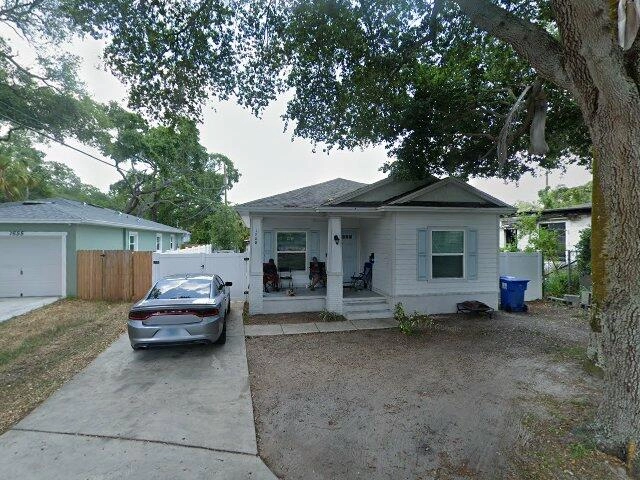 House image located at Saint Petersburg, FL 33712
